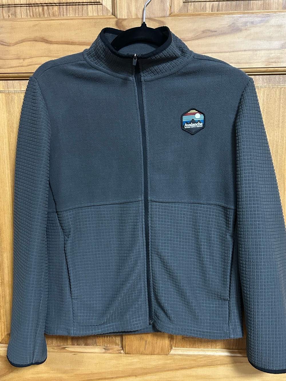 Avalanche Women’s Full-Zip Performance Jacket in Dark Gray Size Medium